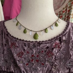 VINTAGE 1990s necklace.